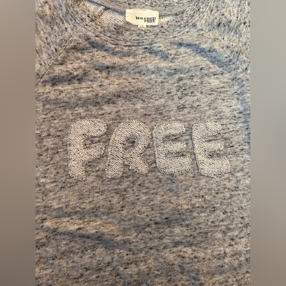 Aritzia Wilfred Free Sweatshirt - Picture 3 of 4